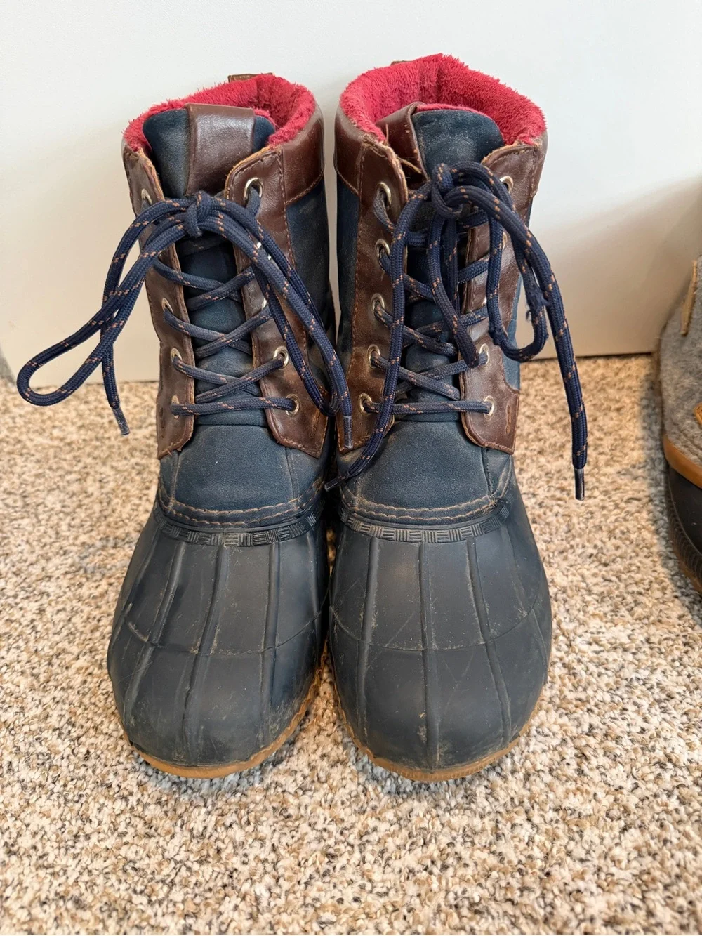 Tommy Hilfiger Women’s  Navy and Brown Insulated Lace-Up Duck Boots - Red Lining